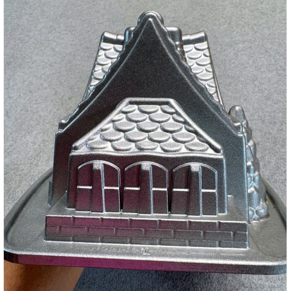 Wilton 1994 Gingerbread House Aluminum Cake Pan Christmas Baking Mold USA Retro